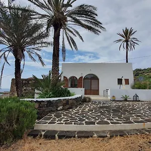 Radyshams Dammusi Le Palme & Bait Casa vacanze